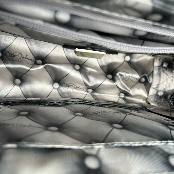 Betsey Johnson Black & White Polka Dot Crossbody/Bag 7.5 x 11” x 3” - Picture 12 of 14